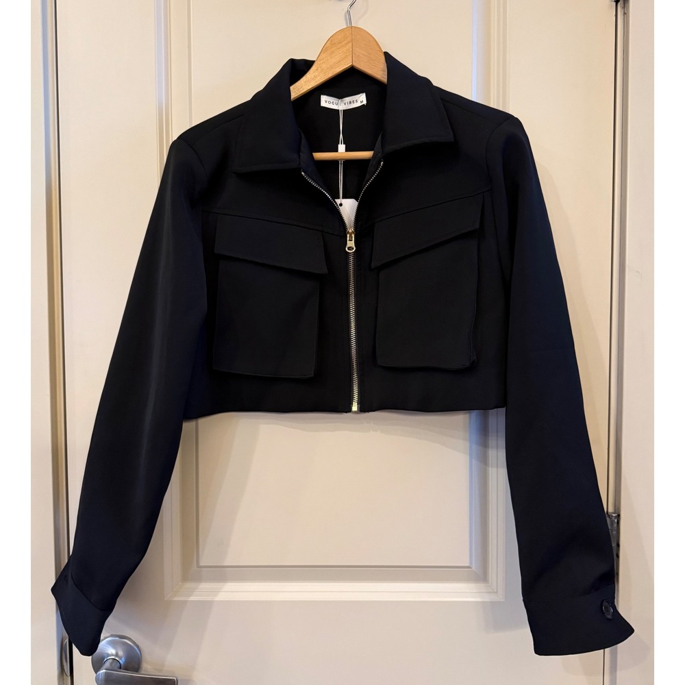 Vogue Vibes NWT Women's Black Cropped Utility Zip Up Jacket Front Pockets Size M